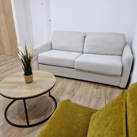 Entierement Renove A 2 Min De La * Saint-Raphaël