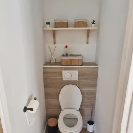 Entierement Renove A 2 Min De La