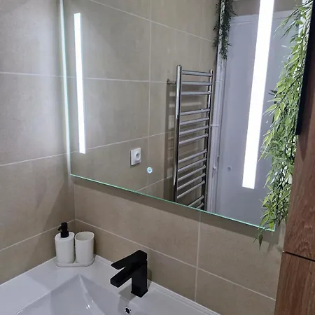 Apartmán Entierement Renove A 2 Min De La